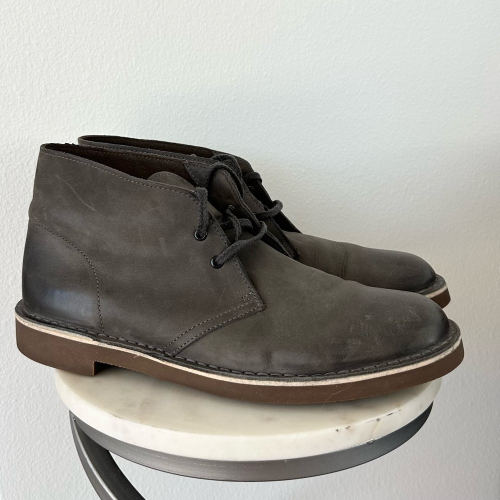 Clarks Dark Grey Chukka Boots size 9